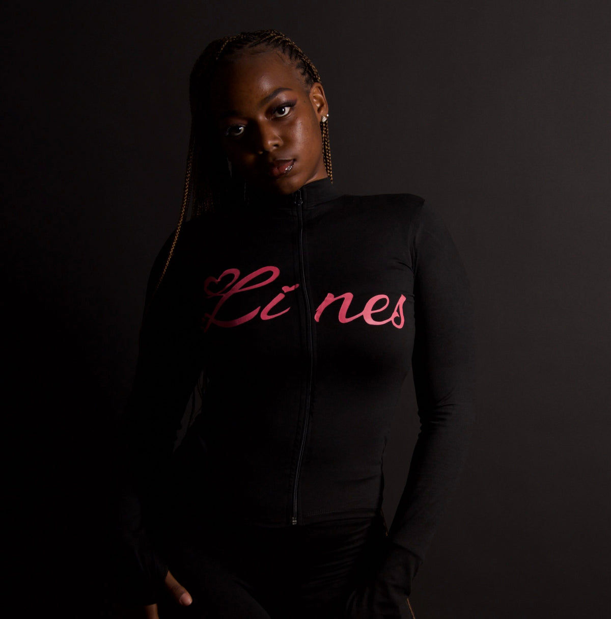 LINES: Noir Luxe